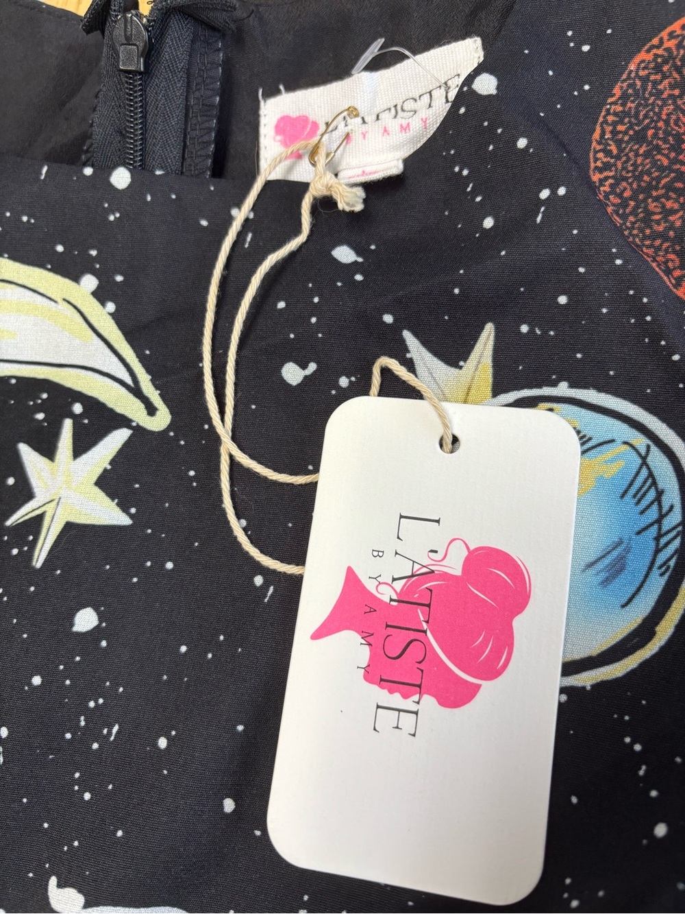 NWT L'ATISTE Celestial Galaxy Astronaut Print Sleeveless Maxi Dress w/Roses - Picture 2 of 4